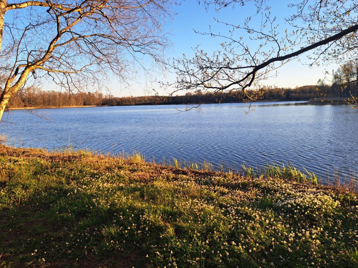 Haestveda Vandrarhem Och Stugor Exterior foto